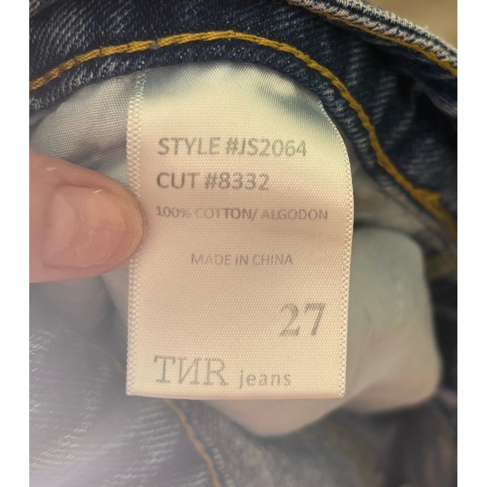 TNR Jeans Women's Distressed Denim Bermuda Shorts Blue Medium Wash Size 27" - Picture 4 of 7